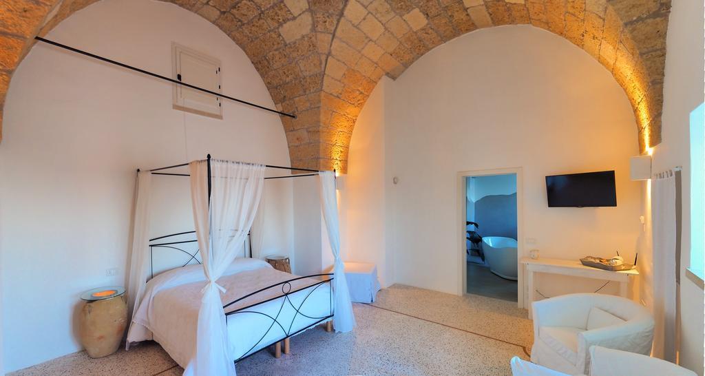 Holiday Home La Corte Dei Pirri Галяно дел Капо Стая снимка