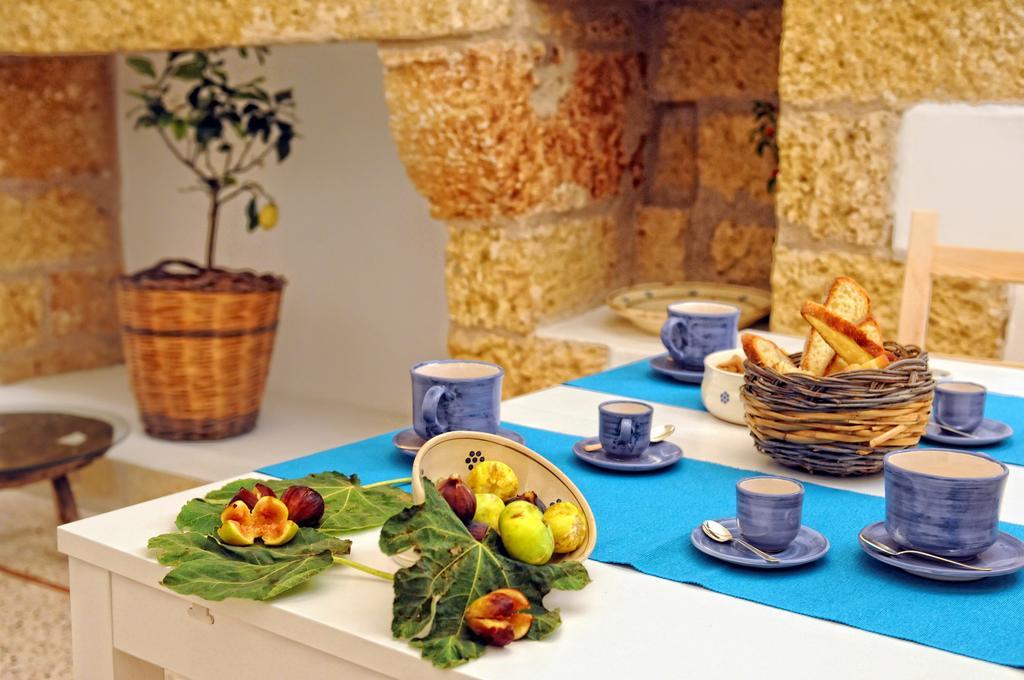 Holiday Home La Corte Dei Pirri Галяно дел Капо Стая снимка